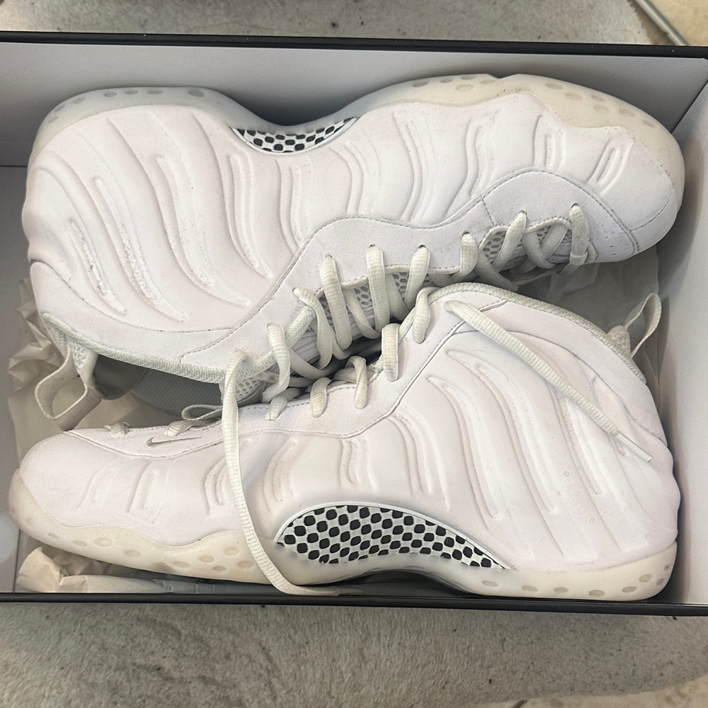 Nike foamposite size 12 Triple white gently worn Sneakers some marking